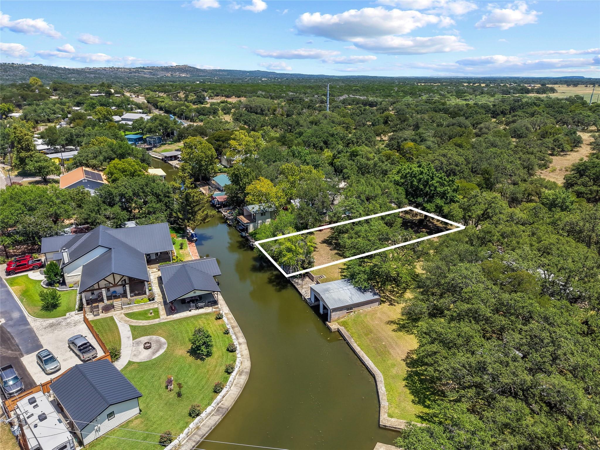 410 CR 136B, Kingsland, TX 78639 — photo 1