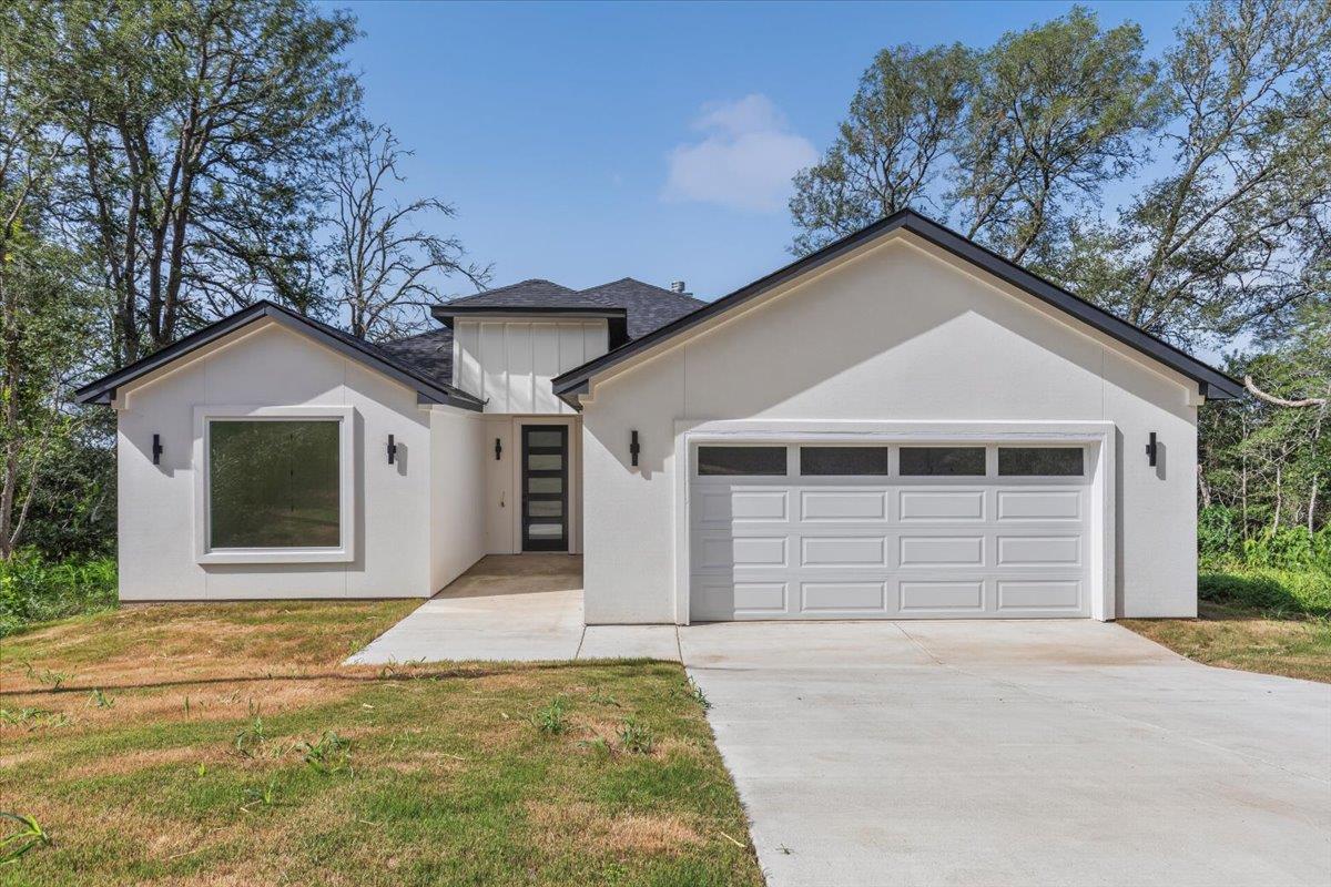 248 Kaukonahua, Bastrop, TX 78602 — photo 1
