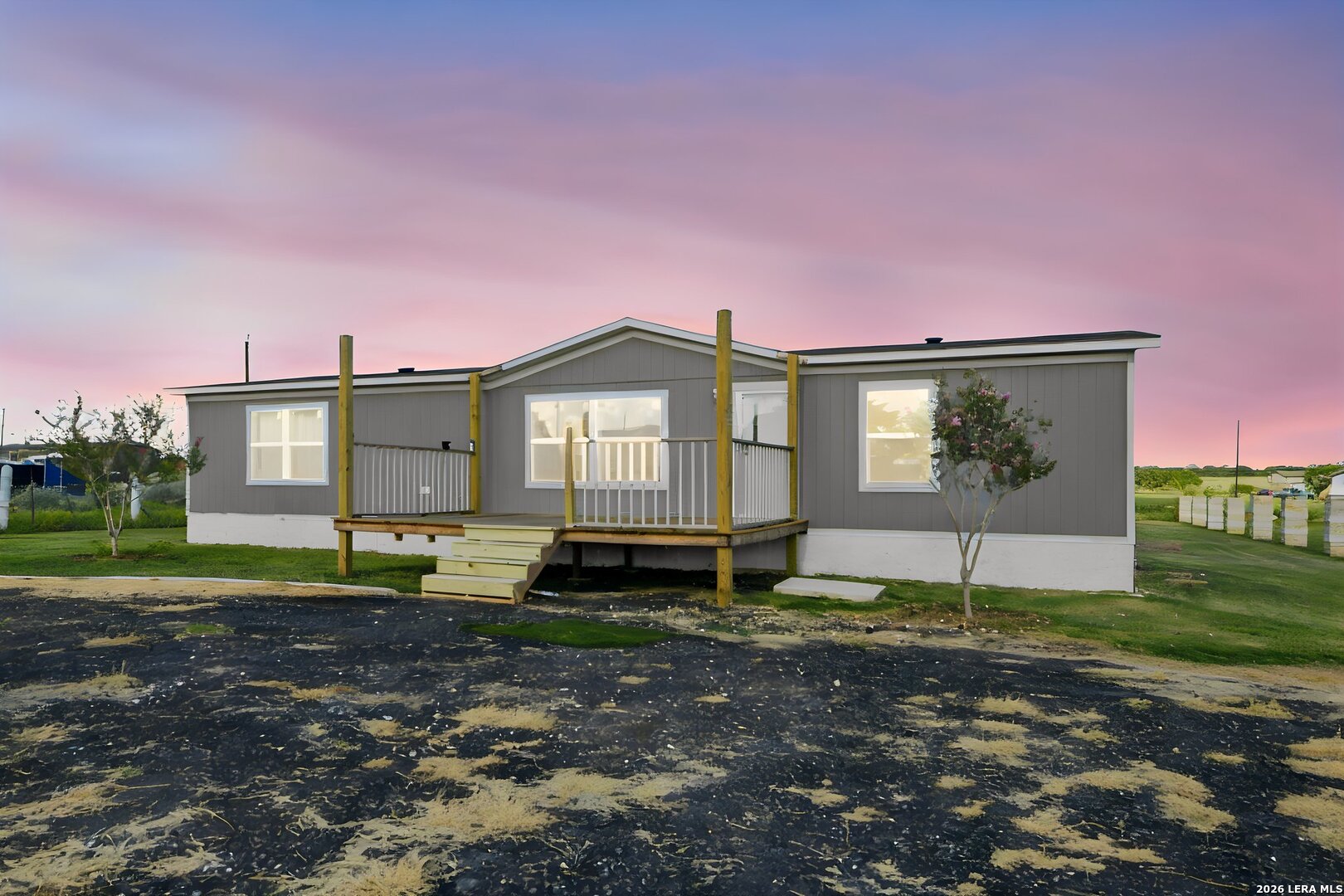 17111 NUEVA VIDA LN, Atascosa, TX 78002 — photo 1