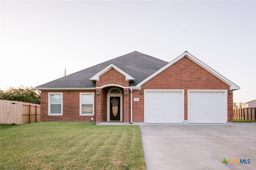 511 Mason Circle, Victoria, TX 77904 — photo 1