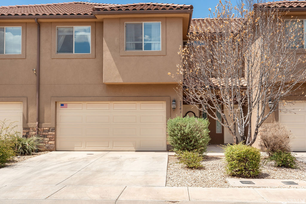 2541  BELLA VISTA DR, Santa Clara, UT 84765 — photo 1