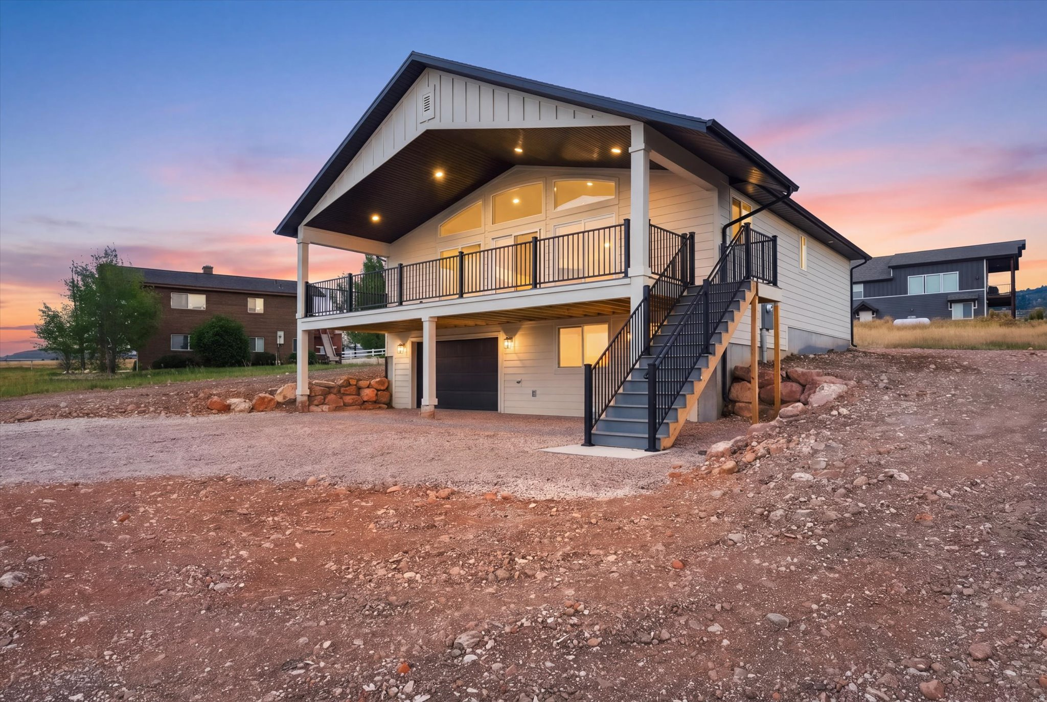 2513 S COUNTRY CLUB DR, Garden City, UT 84028 — photo 1