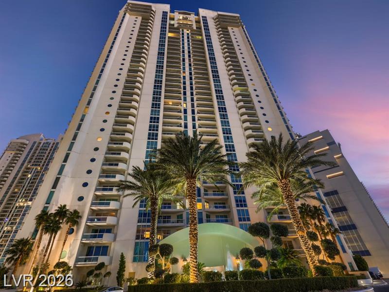 2747 Paradise Road, Las Vegas, NV 89109 — photo 1