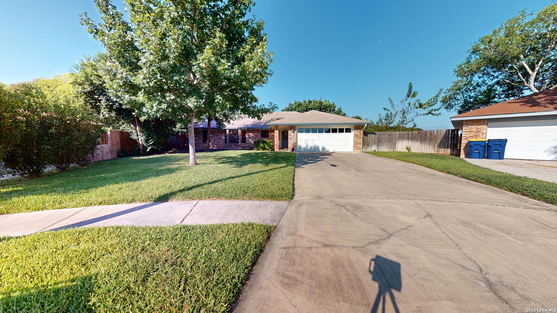 112 Tomahawk Cir, Cibolo, TX 78108 — photo 1