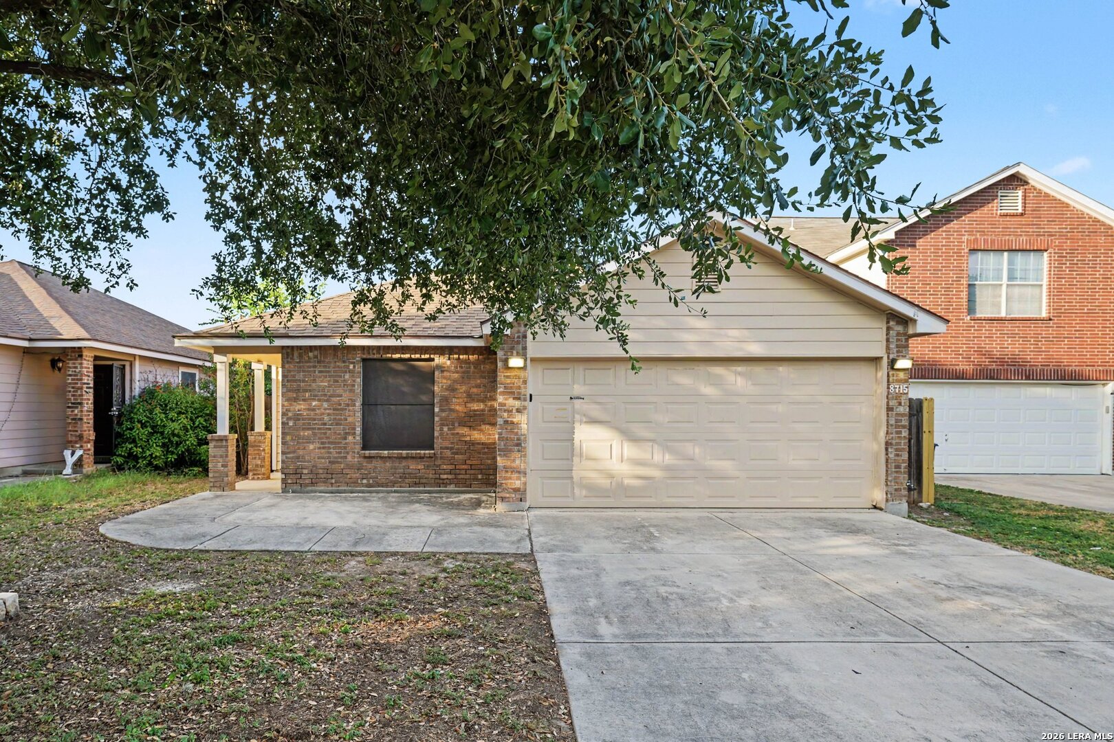 8715 Laguna, San Antonio, TX 78251 — photo 1
