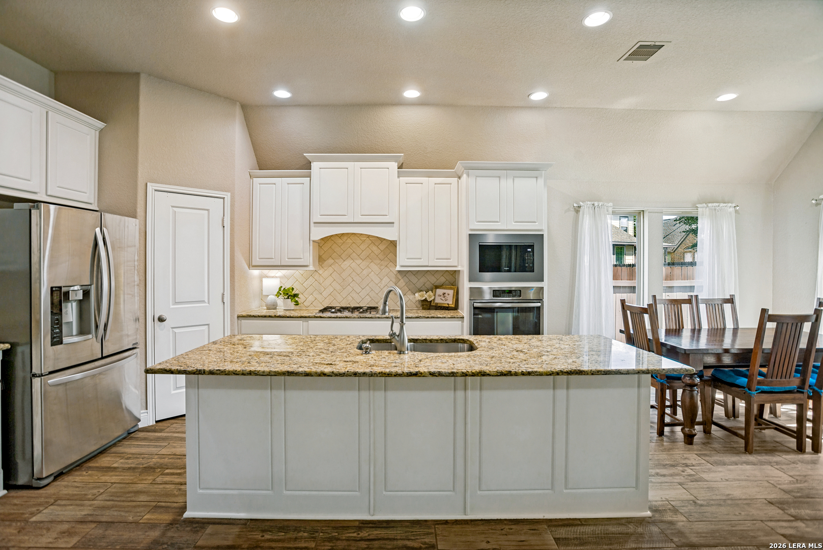 142 CIMARRON CRK, ,  78006 — photo 1