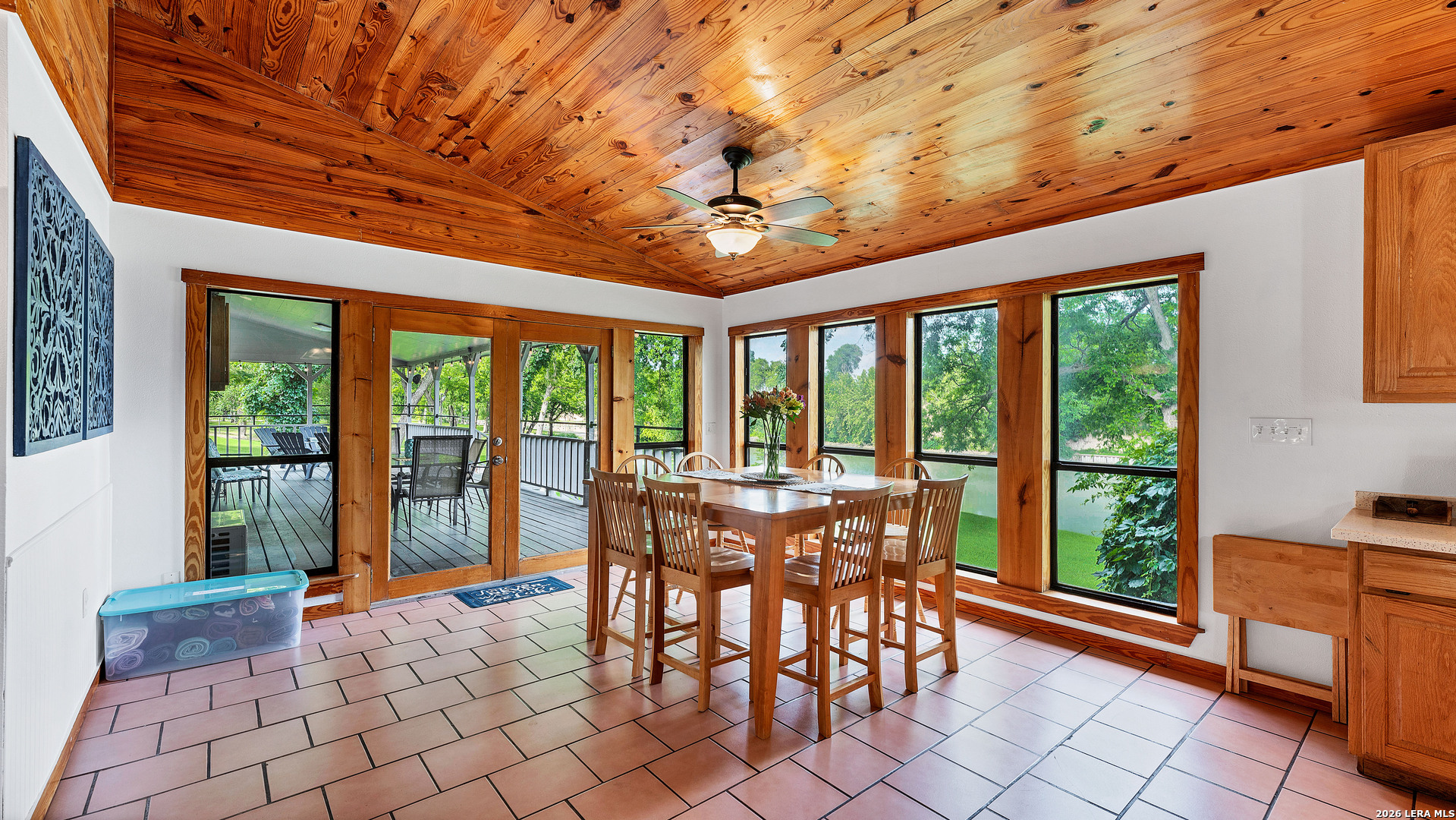302 SHANGRILA LN, ,  78130 — photo 1