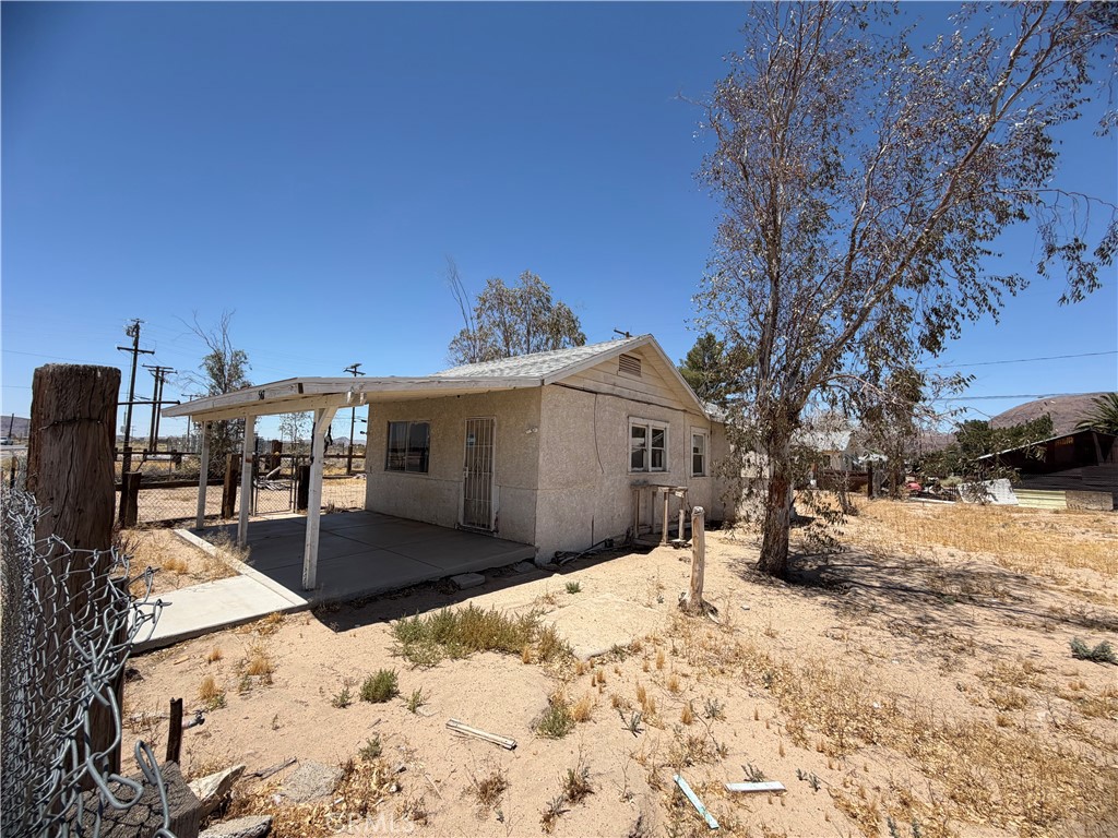 567 W Yermo, Yermo, CA 92398 — photo 1