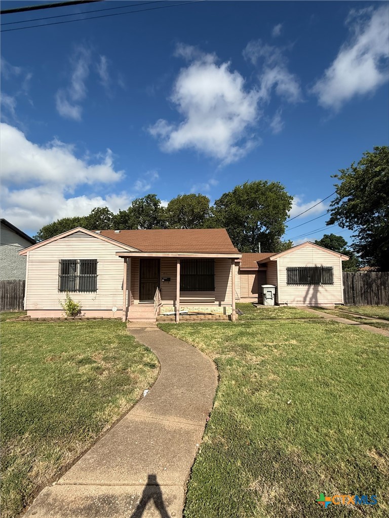 1911 N 10th Street, Killeen, TX 76541 — photo 1