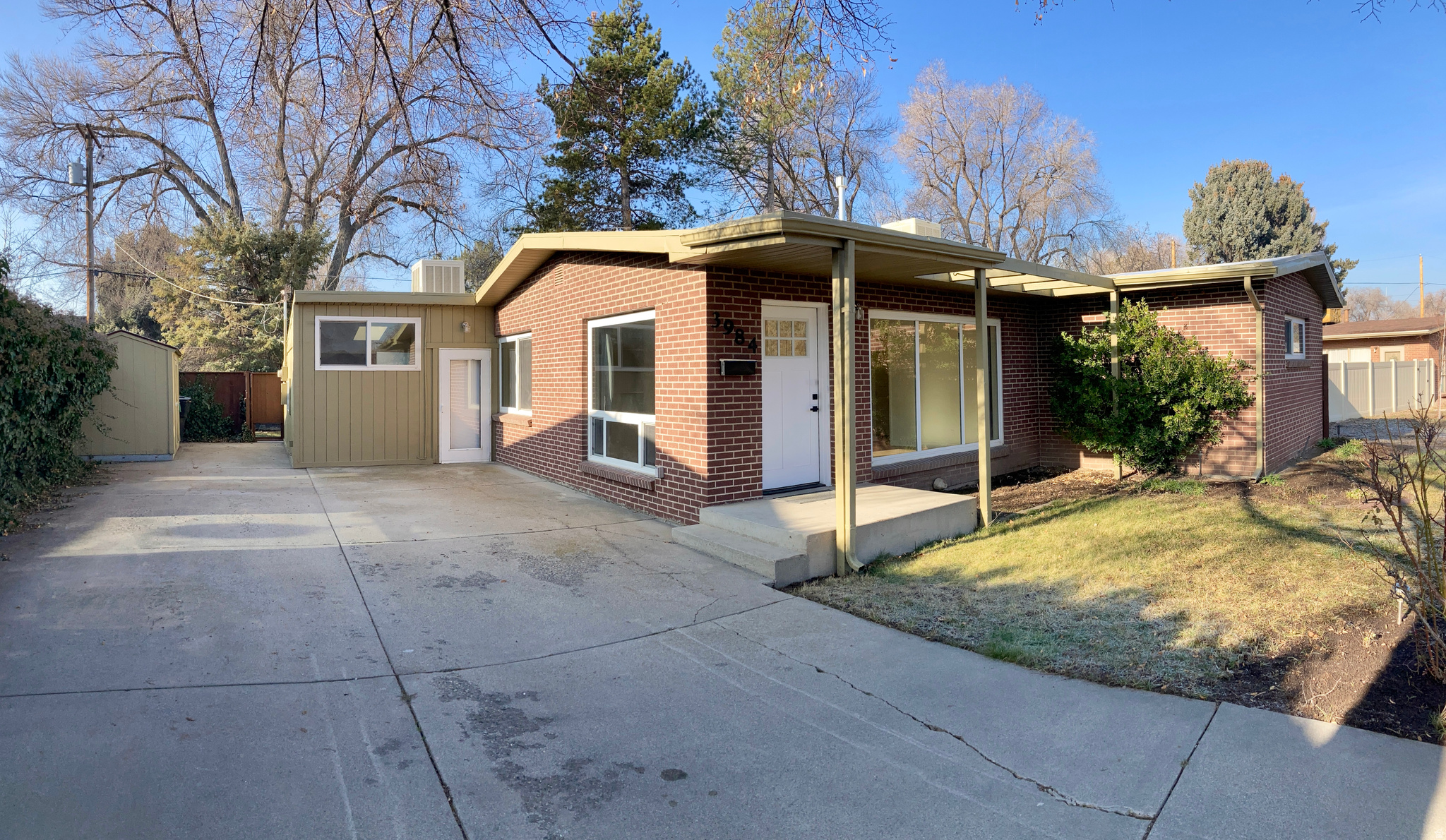 3984 S LUETTA DR, Millcreek, UT 84124 — photo 1