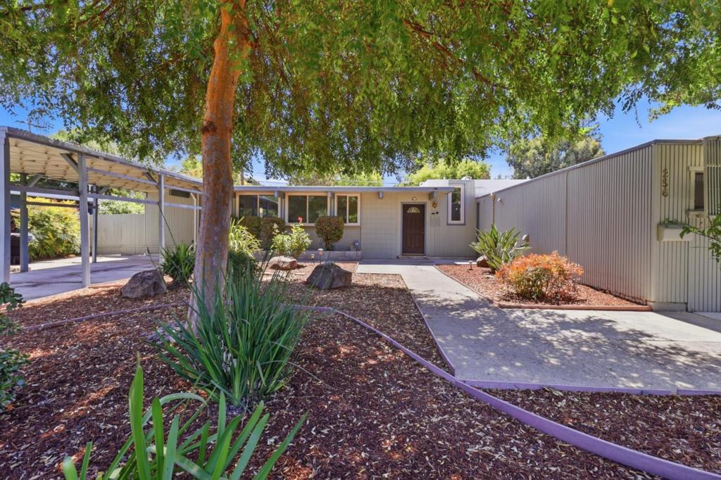 256 E Charleston Road, Palo Alto, CA 94306 — photo 1
