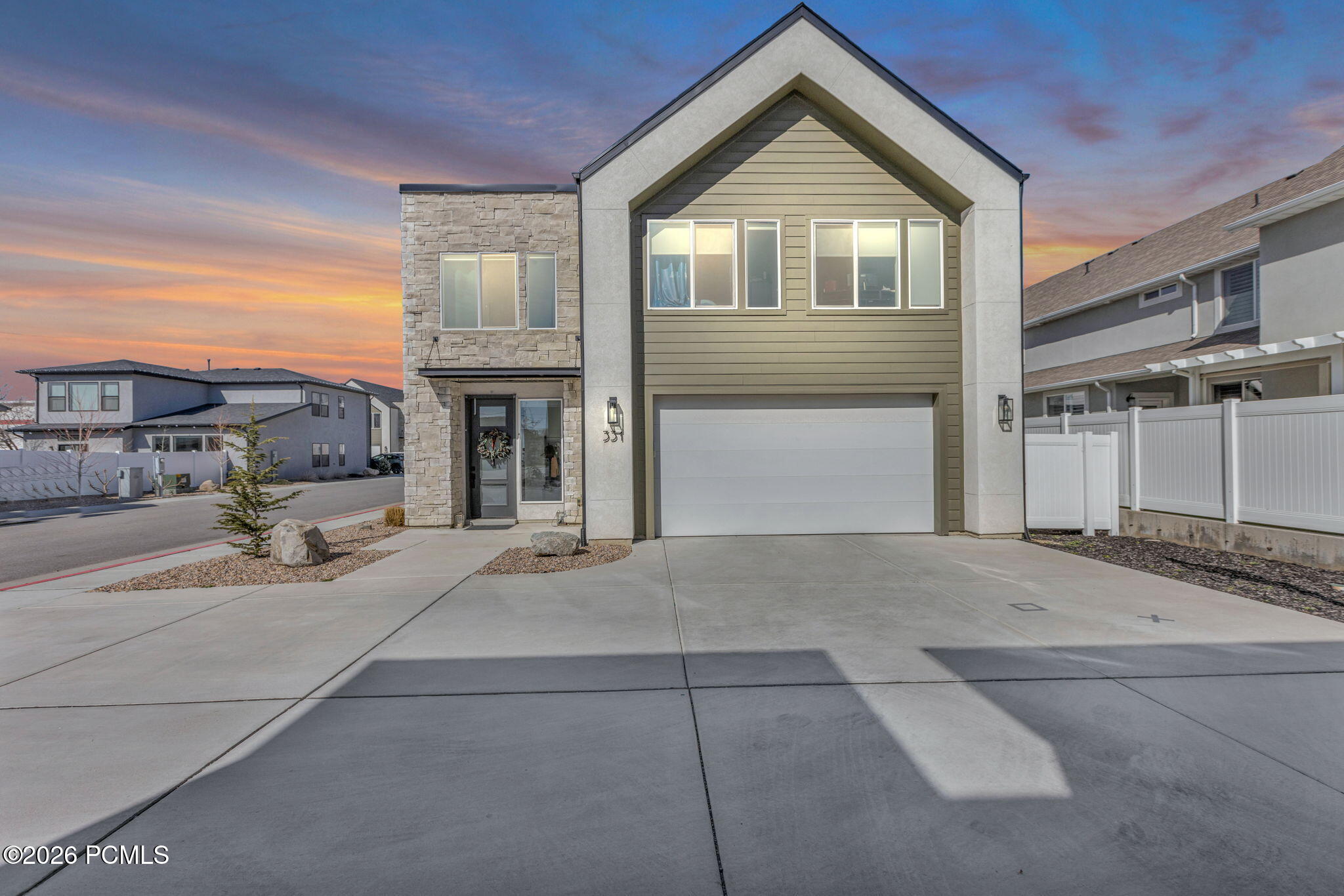 331 S 680 W, Centerville, UT 84014 — photo 1