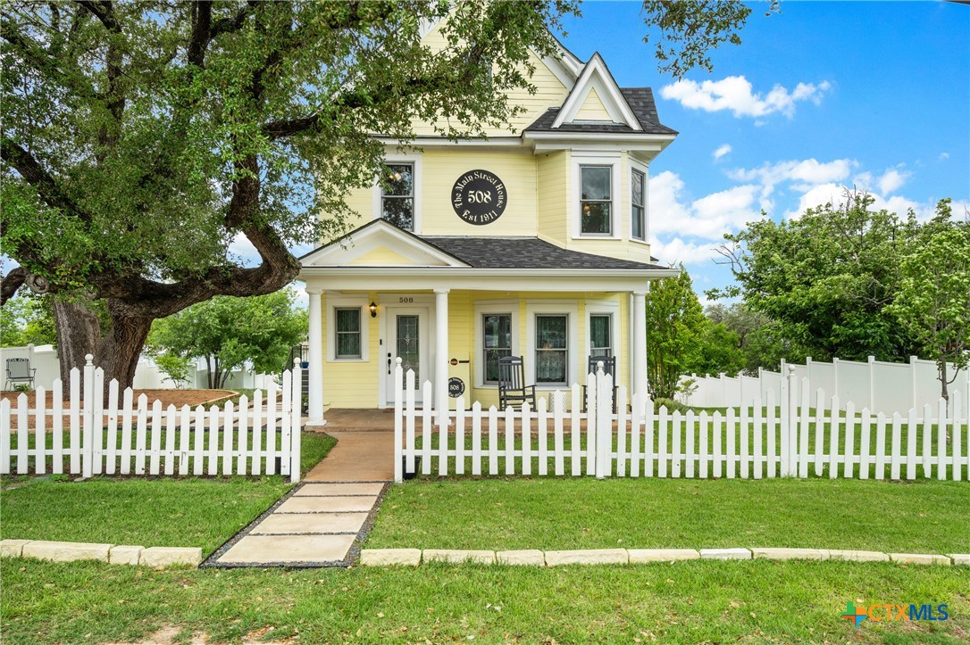 508 Main Street, Marble Falls, TX 78654 — photo 1