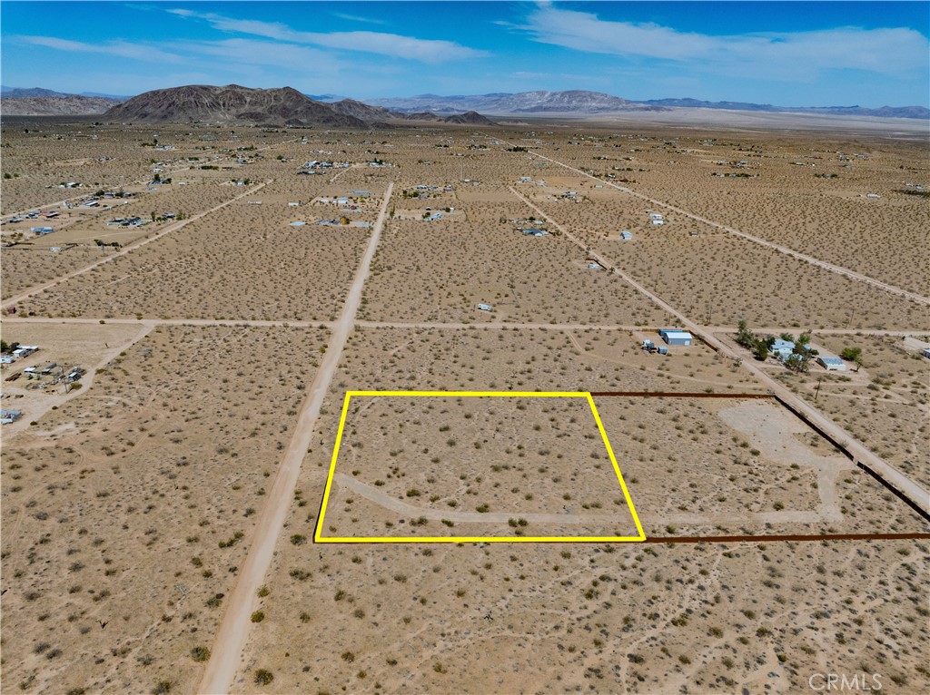 425 Gerber Avenue, Landers, CA 92285 — photo 1