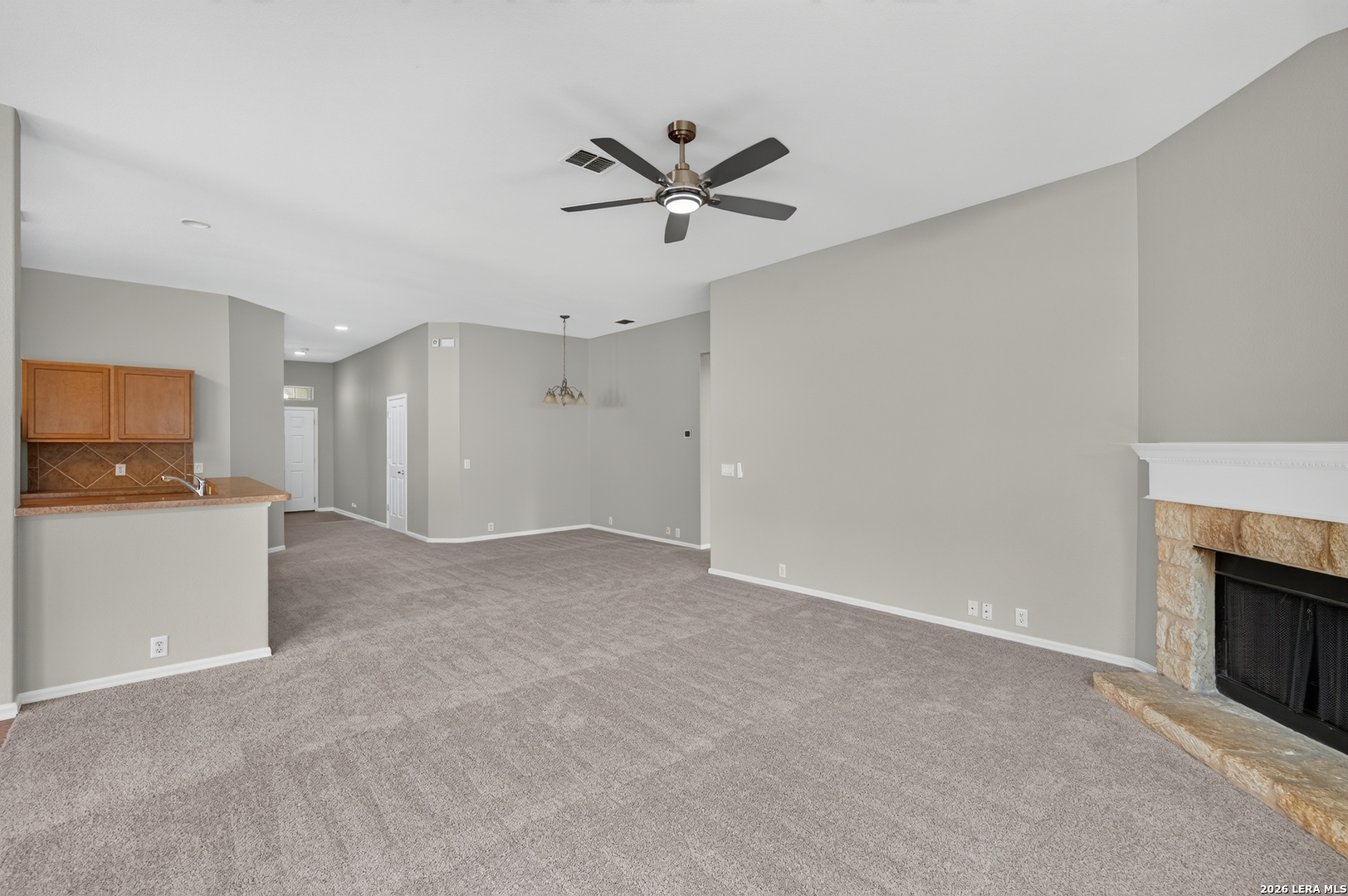 632 Cotton Patch, , 78154 — photo 1