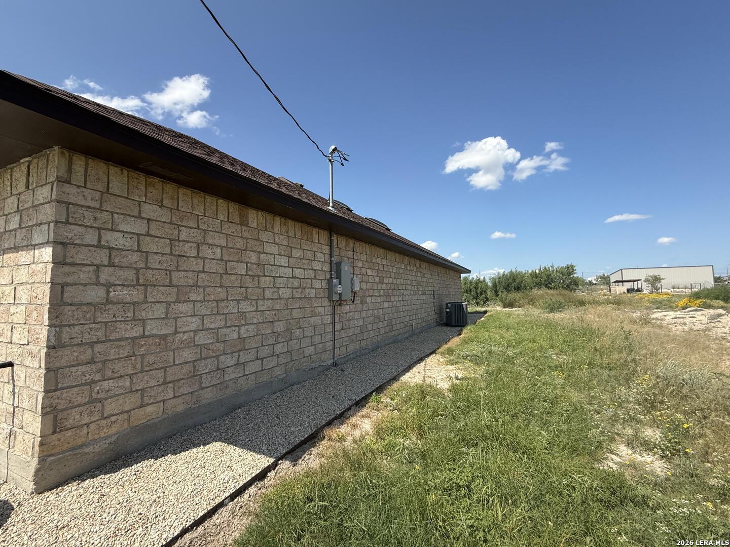 431 La Vista DR, ,  78840 — photo 1