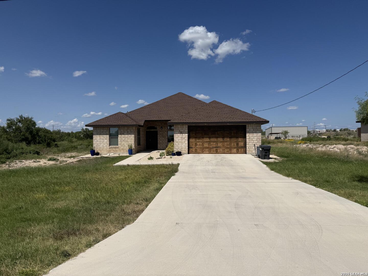 431 La Vista DR, Del Rio, TX 78840 — photo 1