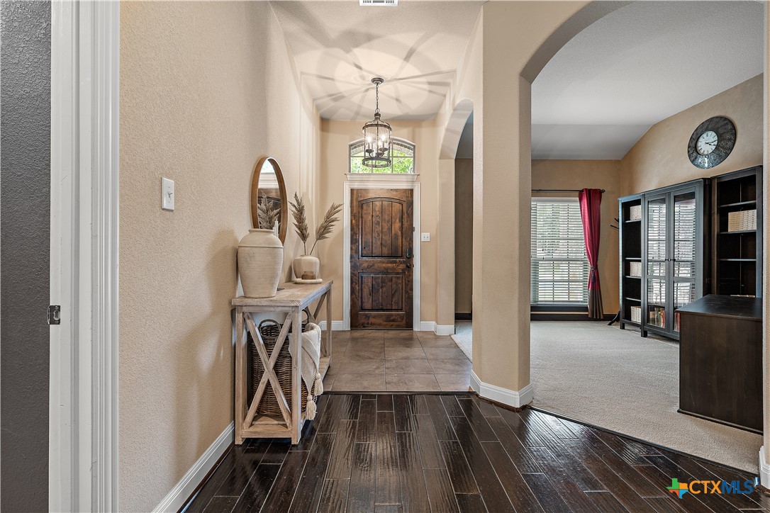 1008 Ash, Hutto, TX 78634 — photo 1