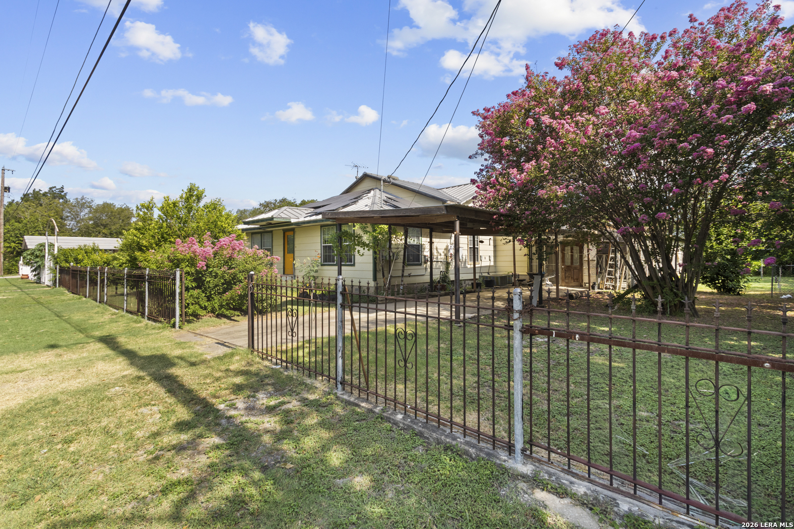4735 Aloha, , 78219 — photo 1