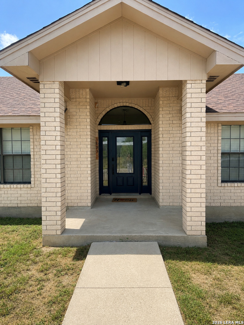 3893 Cross Creek Dr, Eagle Pass, TX 78852 — photo 1