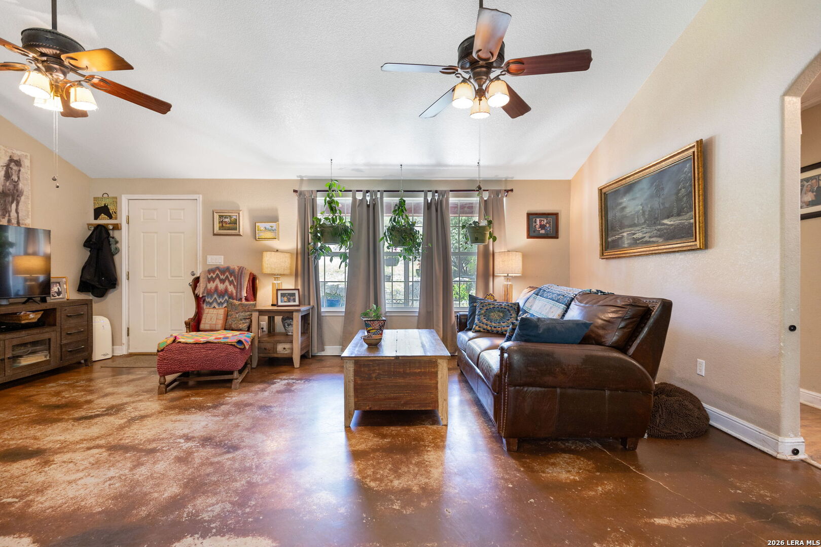 126 MADRONE RDG, , 78013 — photo 1