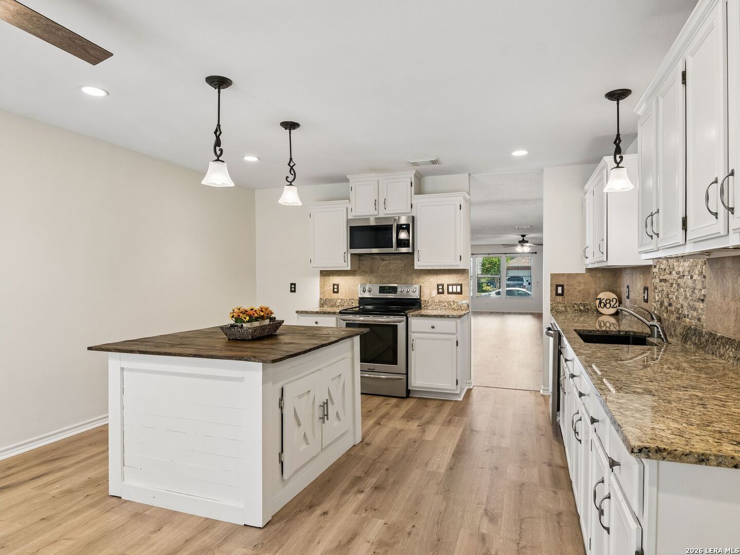 7682 Aspen Park, San Antonio, TX 78249 — photo 1
