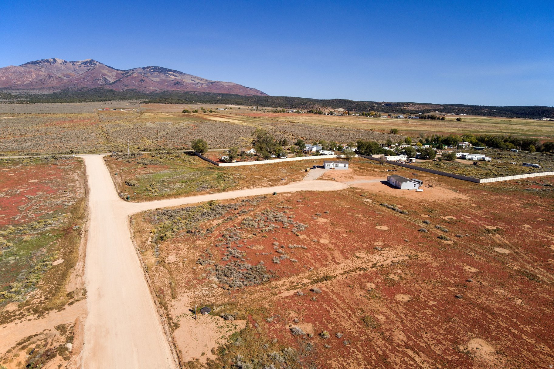 17 DEAN CT, La Sal, UT 84530 — photo 1