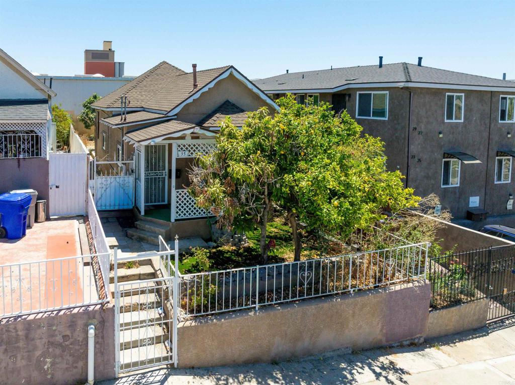 35 19Th Street, San Diego, CA 92102 — photo 1