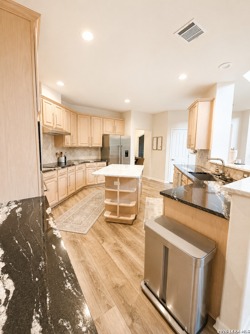 108 CINNABAR TRL, ,  78108 — photo 1