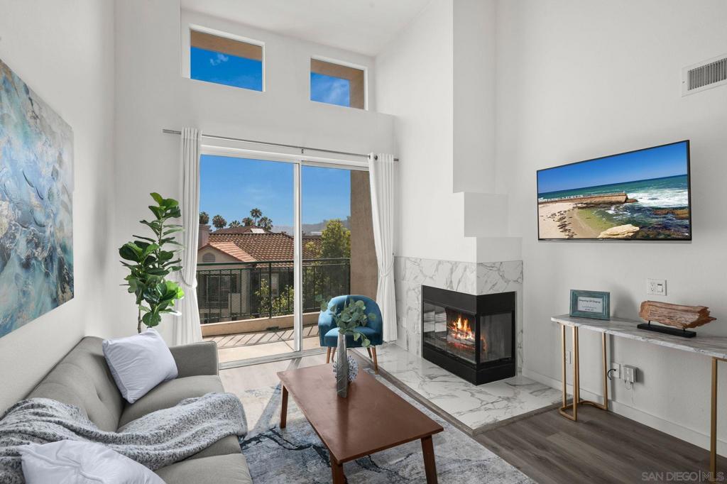 680 Camino De La Reina 2406, San Diego, CA 92108 — photo 1