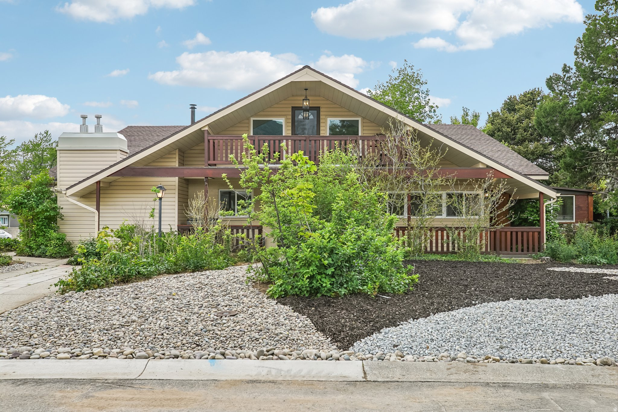7312 S 2980 E, Cottonwood Heights, UT 84121 — photo 1