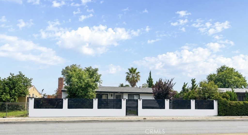 9444 Cedar, Bloomington, CA 92316 — photo 1