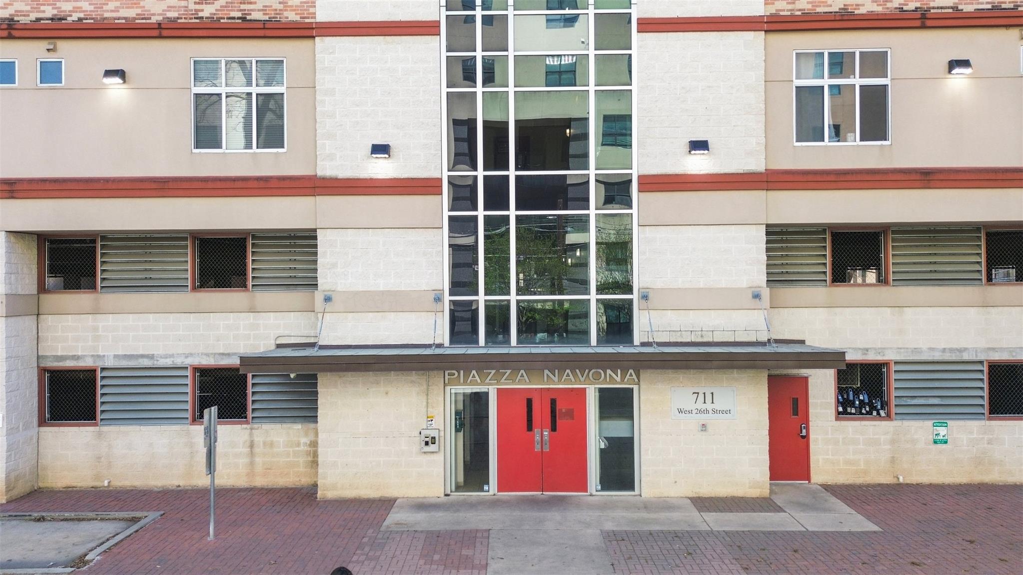 711 26th, Austin, TX 78705 — photo 1