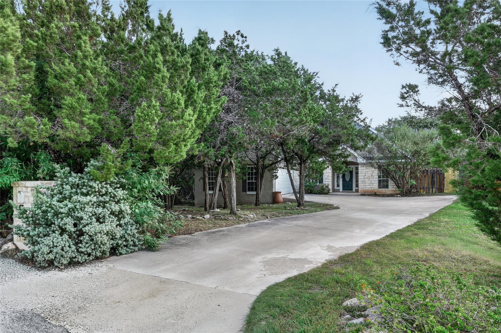 4 Cedarwood, Wimberley, TX 78676 — photo 1