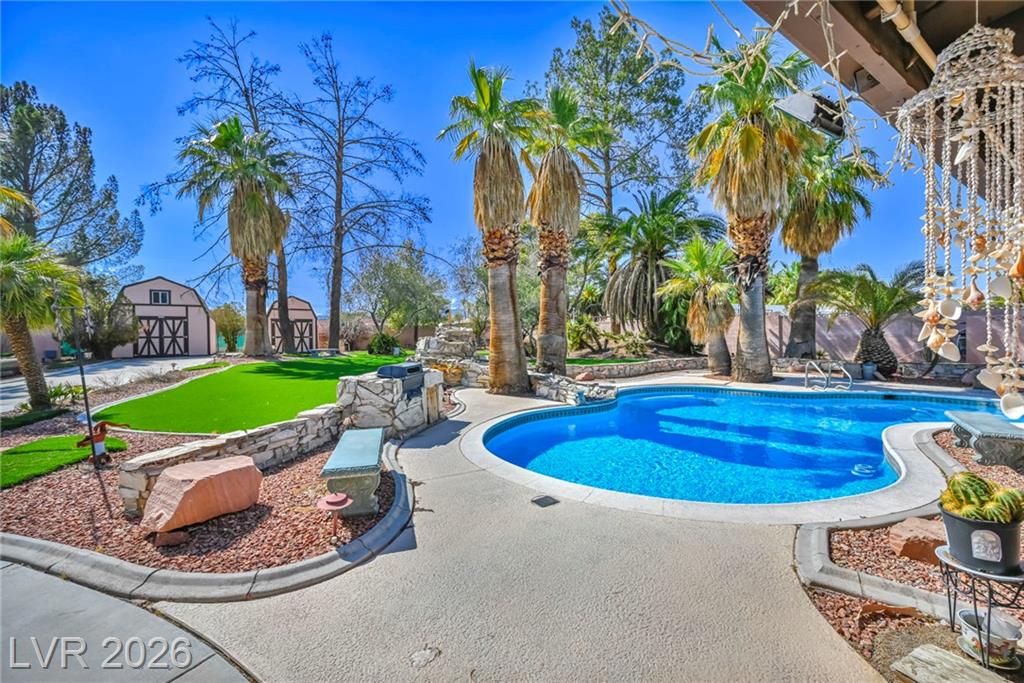2935 South Torrey Pines Drive, Las Vegas, NV 89146 — photo 1