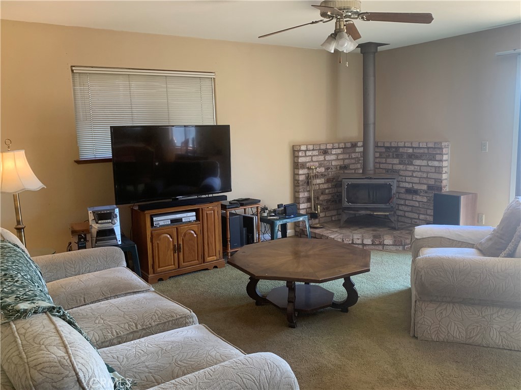 311 Hillcrest, Lakeport, CA 95453 — photo 1