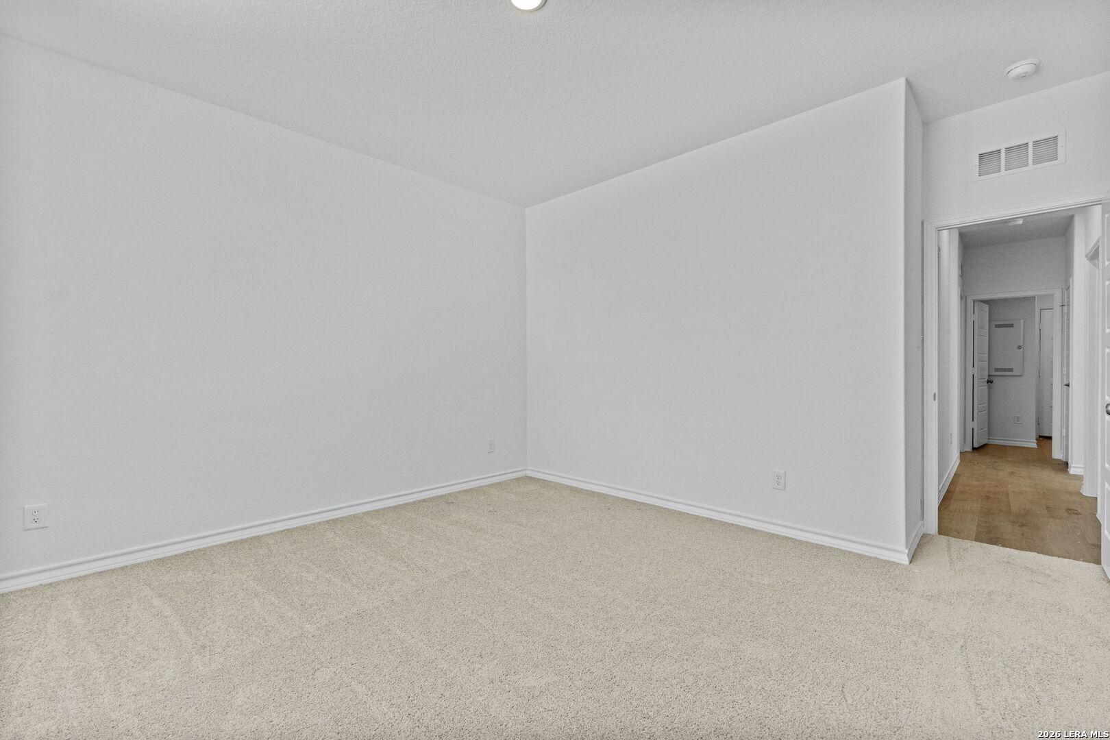 305 JERSEY LN, , 78006 — photo 1