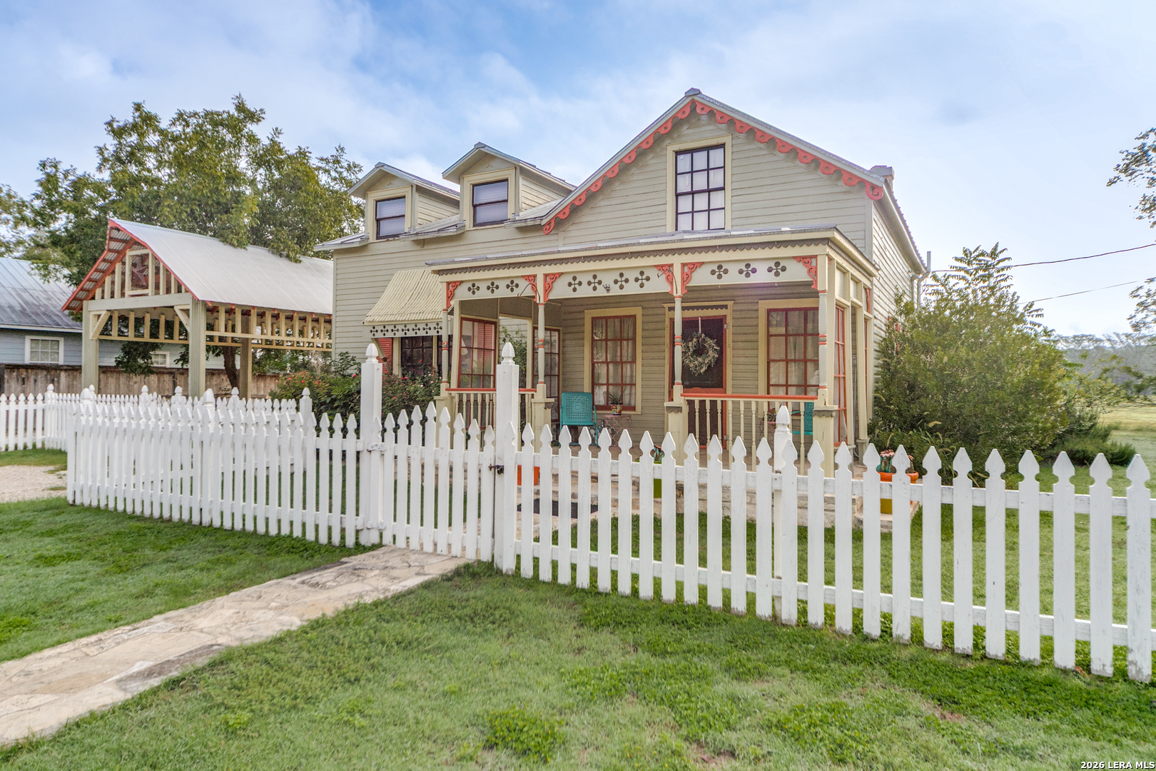 1201 Sisterdale, Boerne, TX 78006 — photo 1
