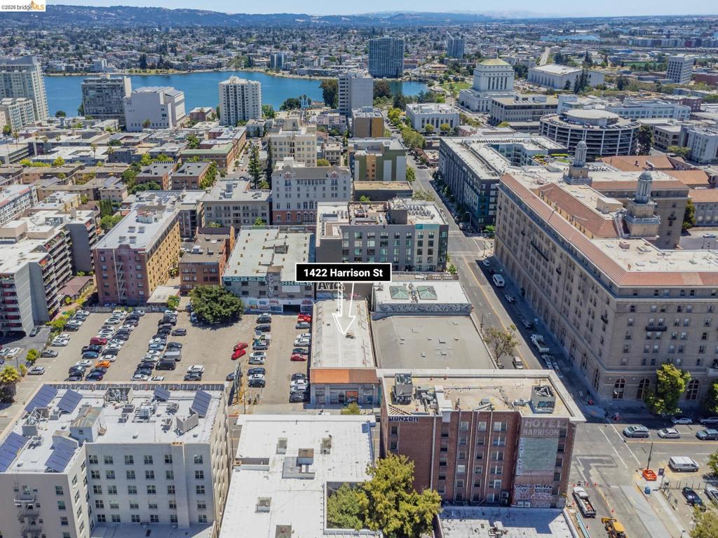 1422 Harrison St, Oakland, CA 94612 — photo 1