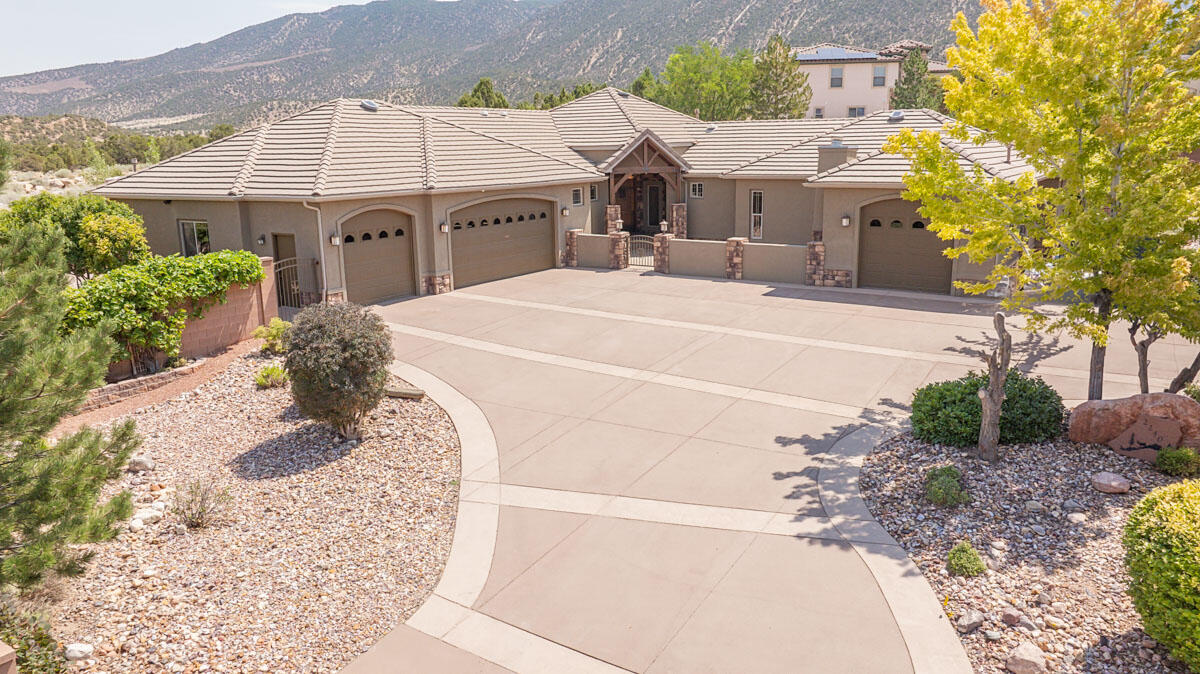 2240 N Maplewood LN, Cedar City, UT 84721 — photo 1