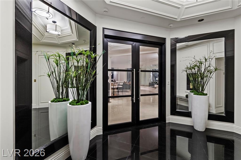 2747 Paradise Road, Las Vegas, NV 89109 — photo 1