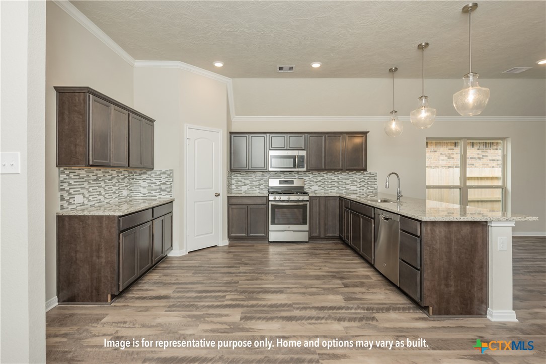 426 University, Troy, TX 76579 — photo 1