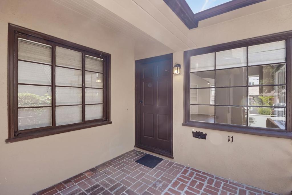 911 Seville Way, San Mateo, CA 94402 — photo 1