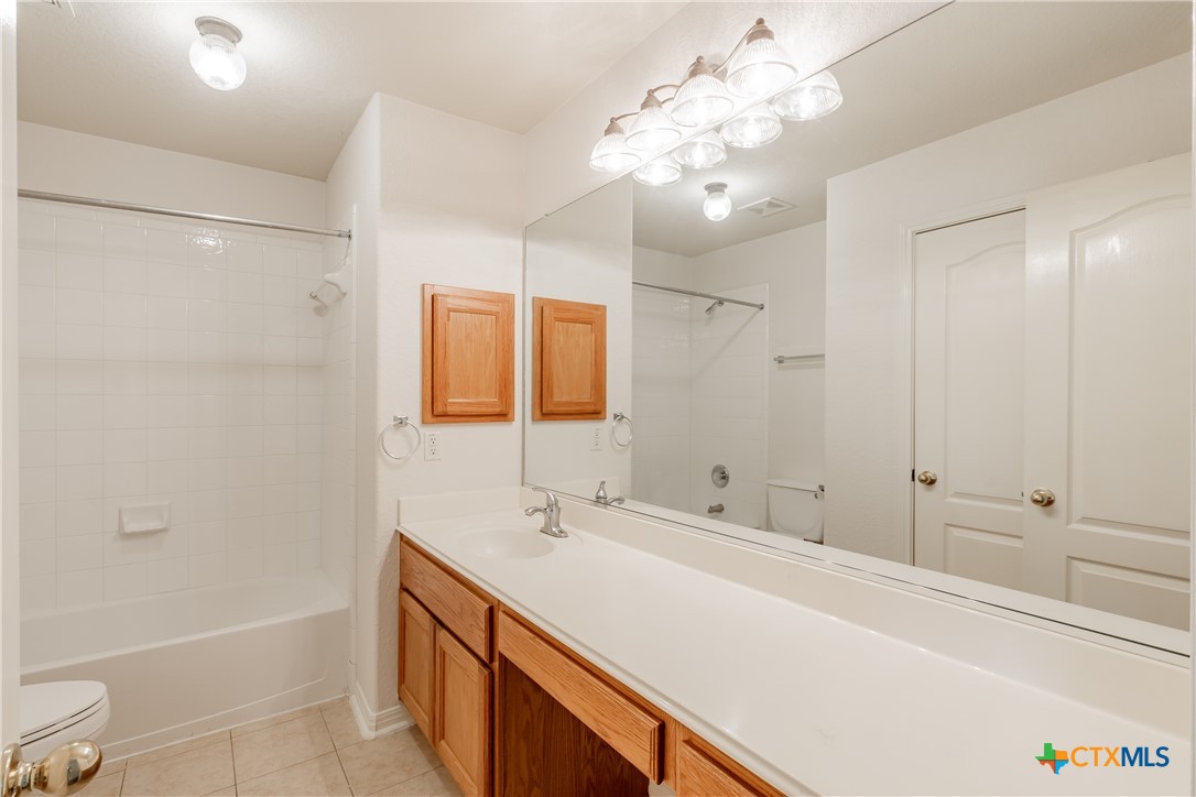 548 Thurber, Schertz, TX 78154 — photo 1
