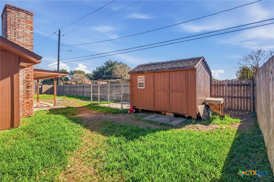 308 Alamogordo, Victoria, TX 77904 — photo 1