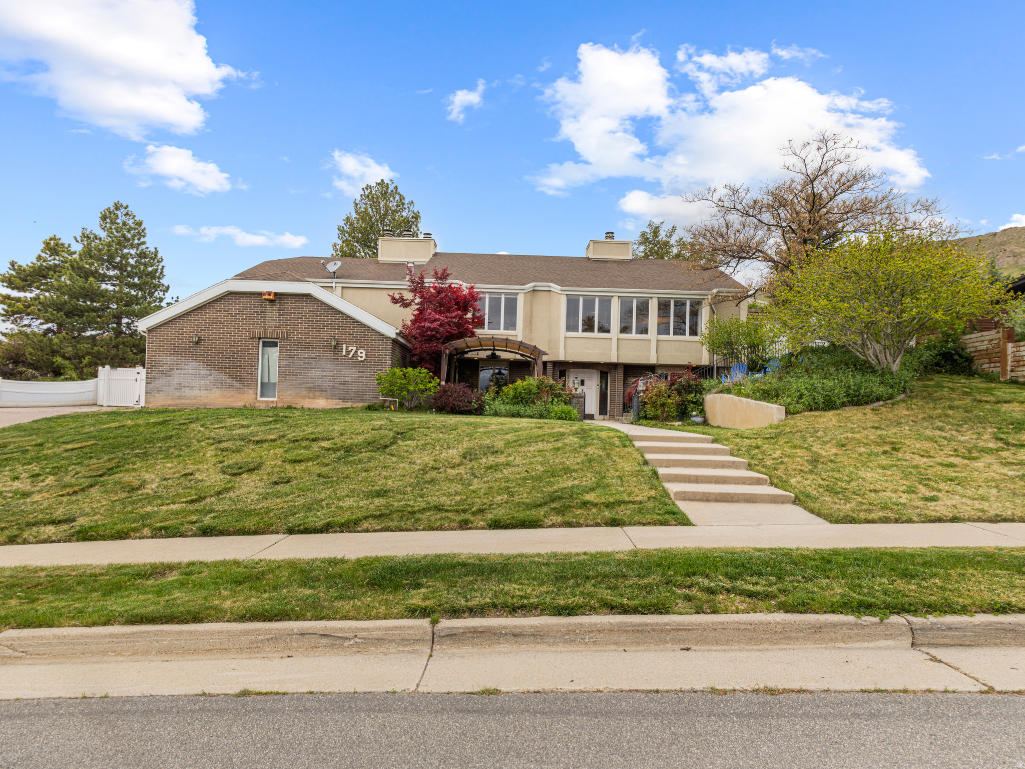 179 E DORCHESTER DR, Salt Lake City, UT 84103 — photo 1