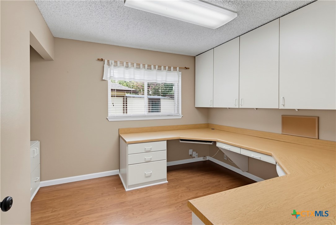 306 Southwick, Seguin, TX 78155 — photo 1