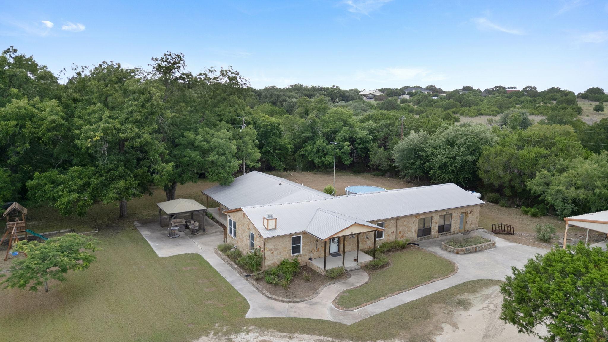 2742 County Road 1045, Lampasas, TX 76550 — photo 1