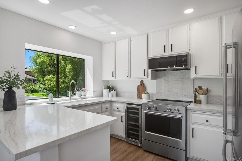 4122 Oak Island, Fallbrook, CA 92028 — photo 1
