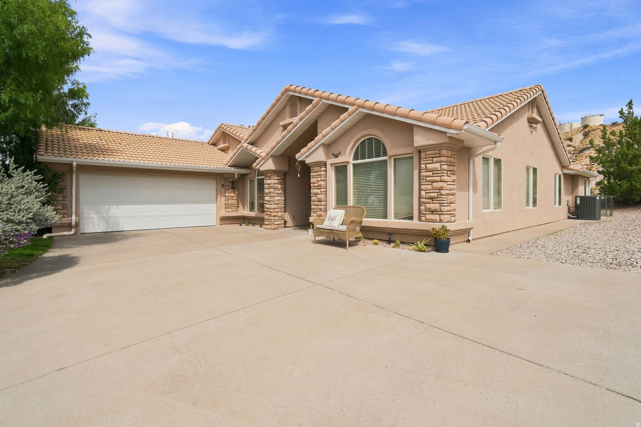 1642 W 5745 N, St. George, UT 84770 — photo 1